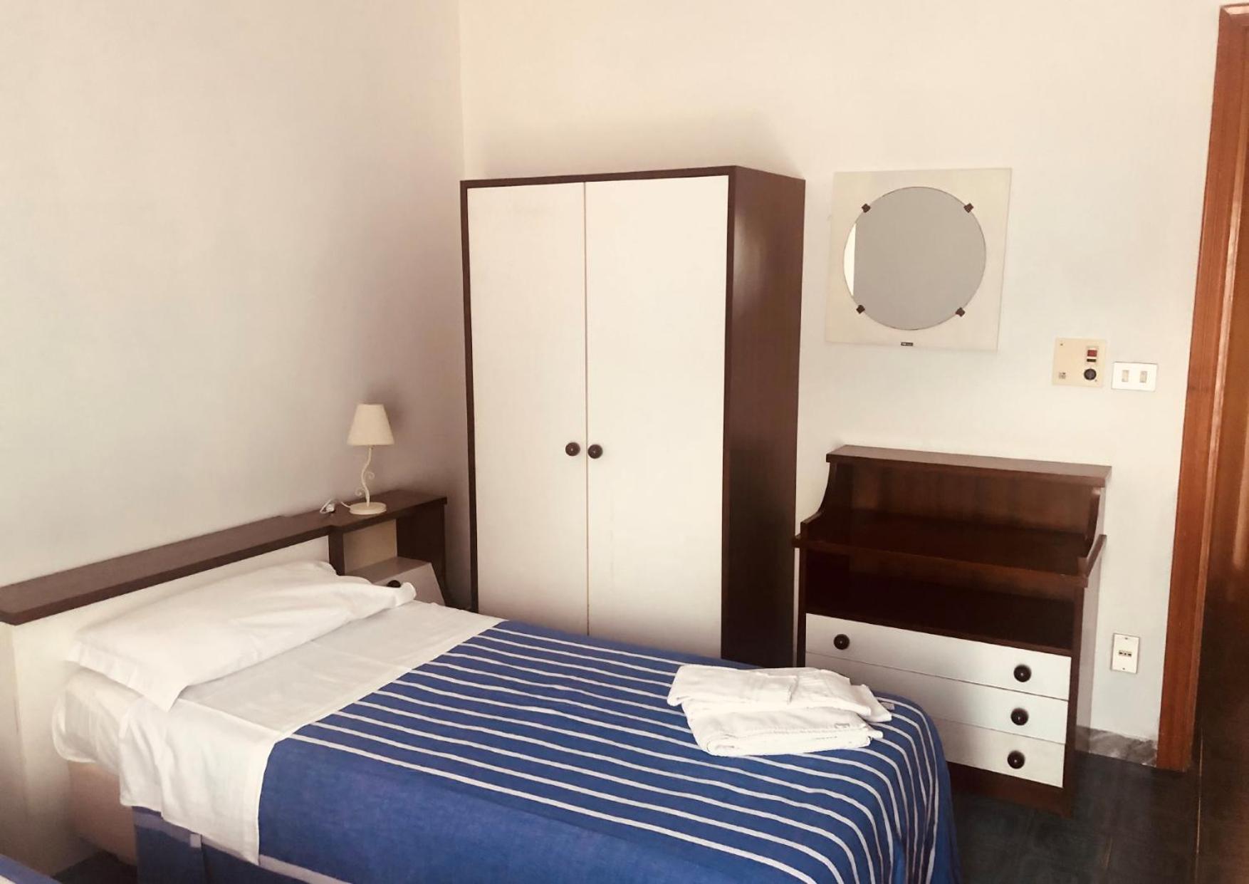 Hotel Mediterraneo Guardia Piemontese Terme Dış mekan fotoğraf